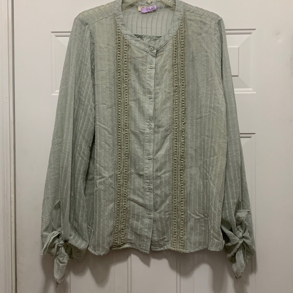 Light Sage Button-Up Lace-Trim Women’s Top